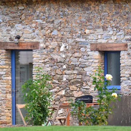 Le Chene Blanc Bed & Breakfast