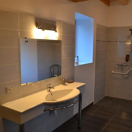 Le Chene Blanc Bed and Breakfast Plessé