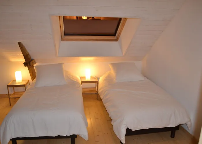 Le Chene Blanc 住宿加早餐酒店 Plessé